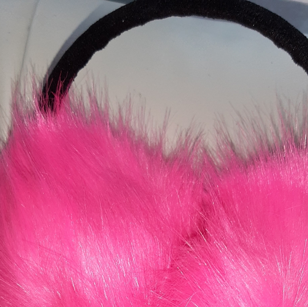 Earmuffs - Picture 3 of 3